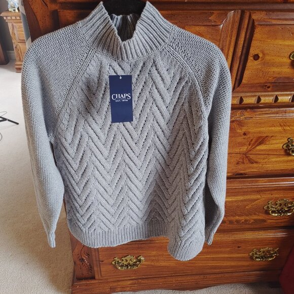 NWT GRAY CHAPS WOMEN'S CABLE KNIT SWEATER WITH SPARKLE - Picture 3 of 11